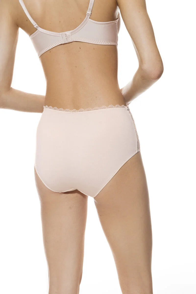 Amorous Panty