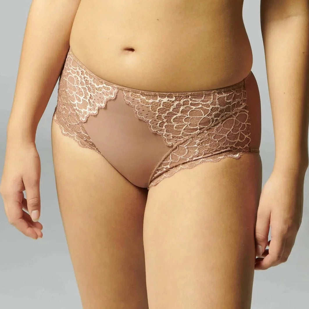 Simone Perele Caresse High Waist Retro Brief in Nutmeg