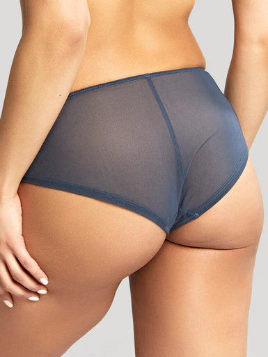 Clara Brief
