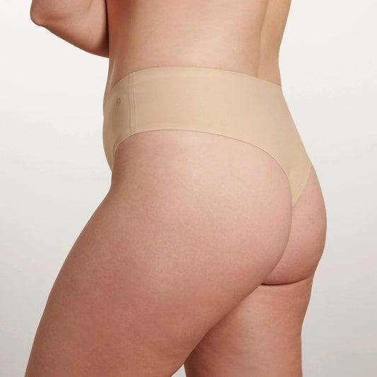 Seamless High-Waisted Thong