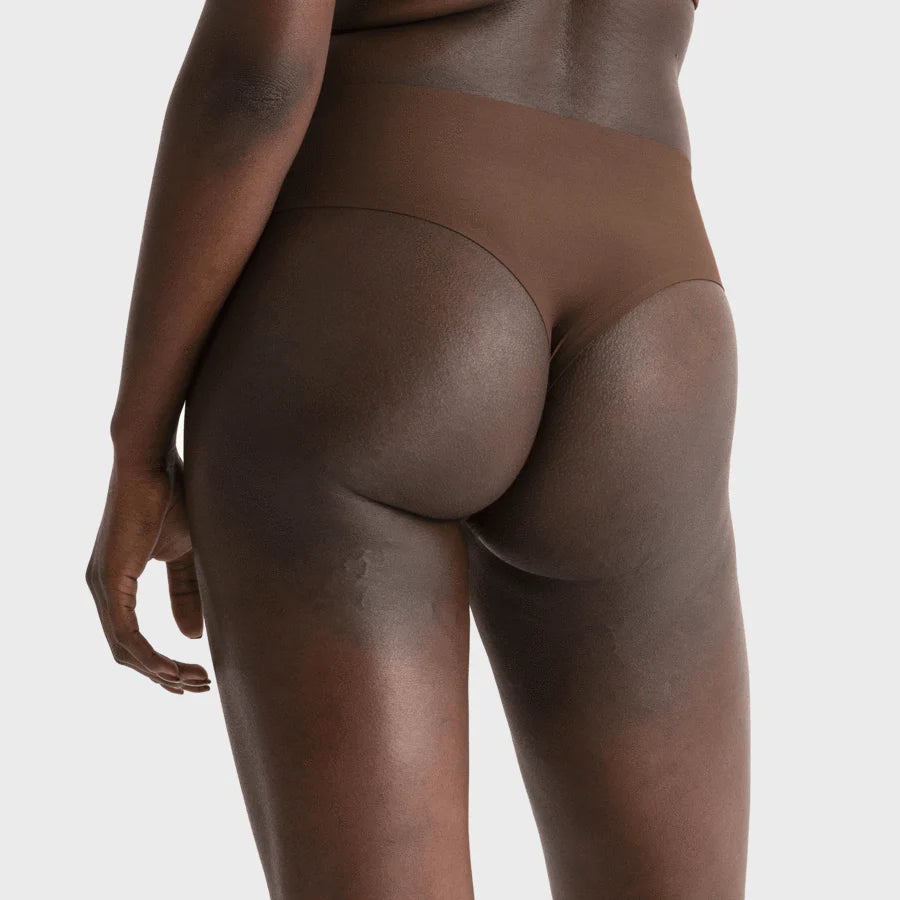 Seamless High-Waisted Thong