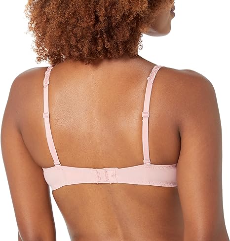 Saga Demi Bra