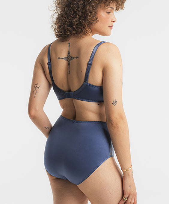 Limited Edition: Série Full Cup Bra
