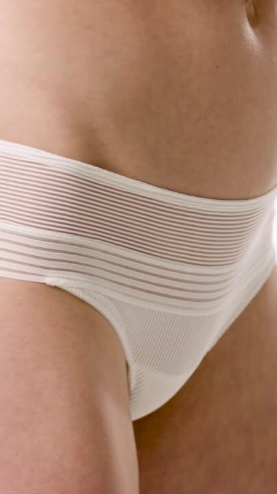 Tokuda Hotpant in Natural