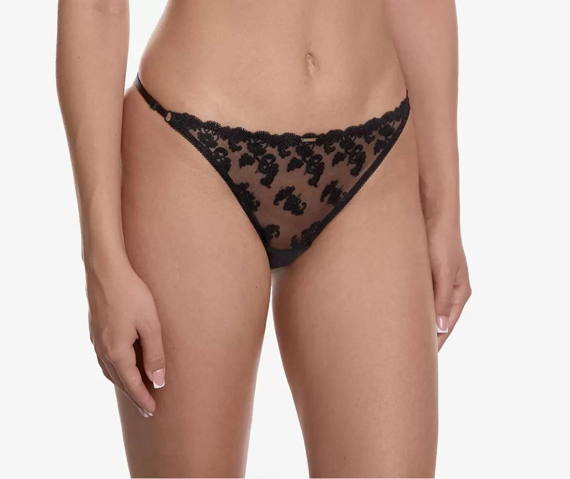 Ajour Heathrow G-String in black