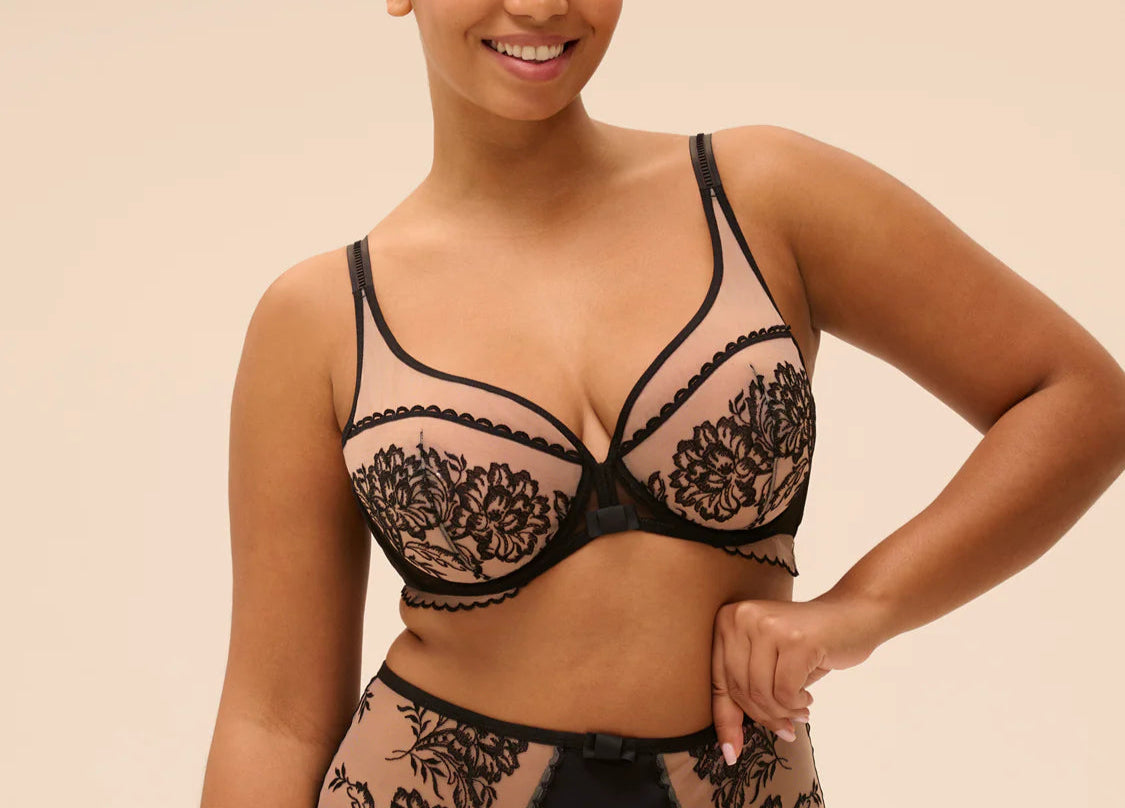 Romance Full Coverage Plunge