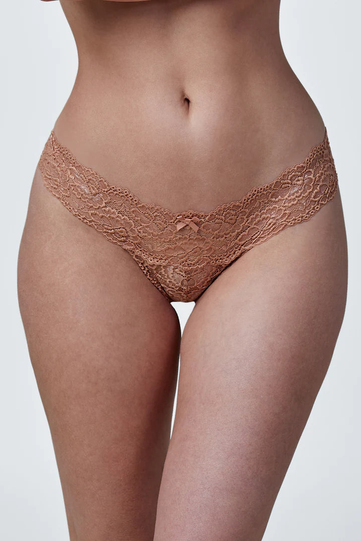 Skarlett Blue Goddess Chikini in Gleam