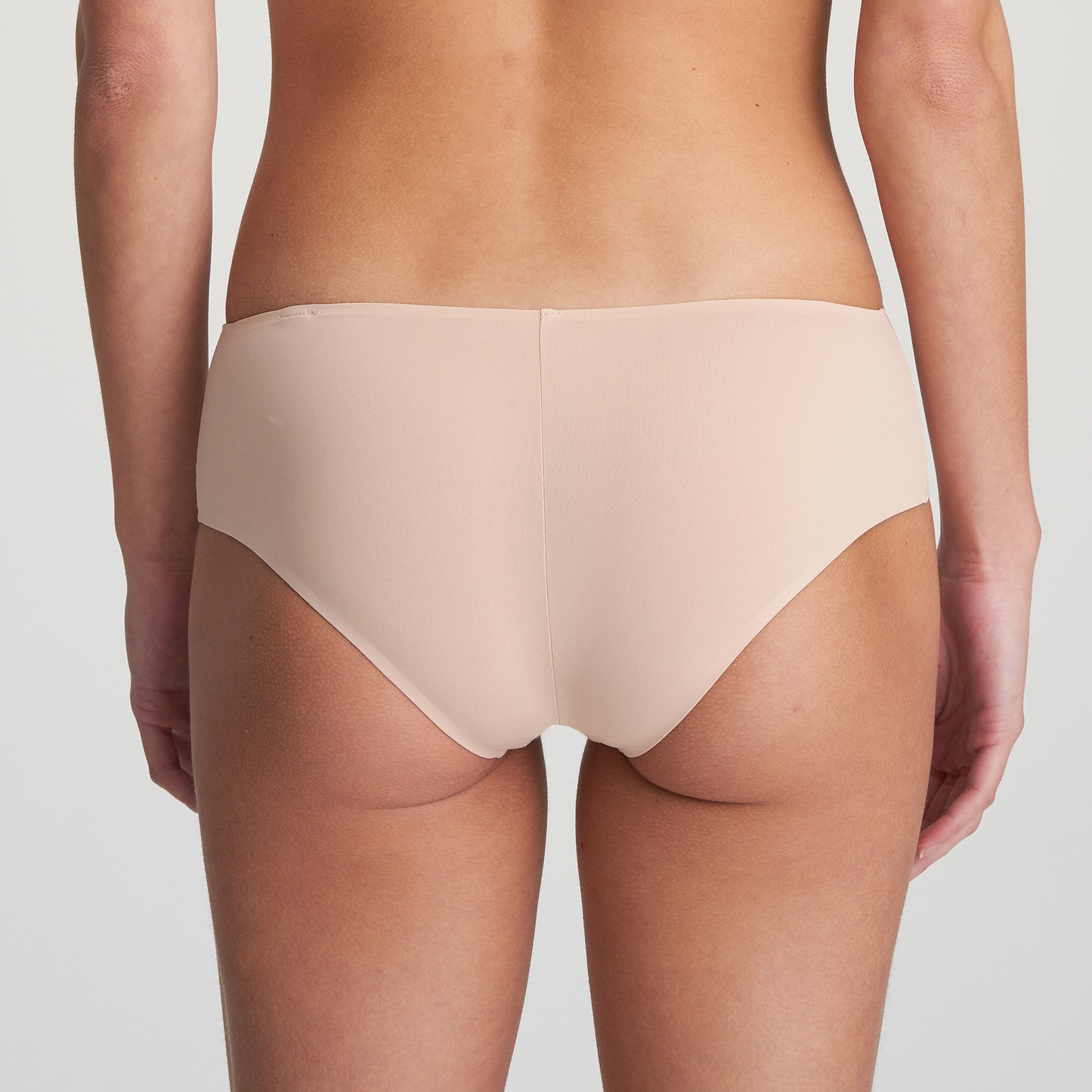 Tom Hotpant