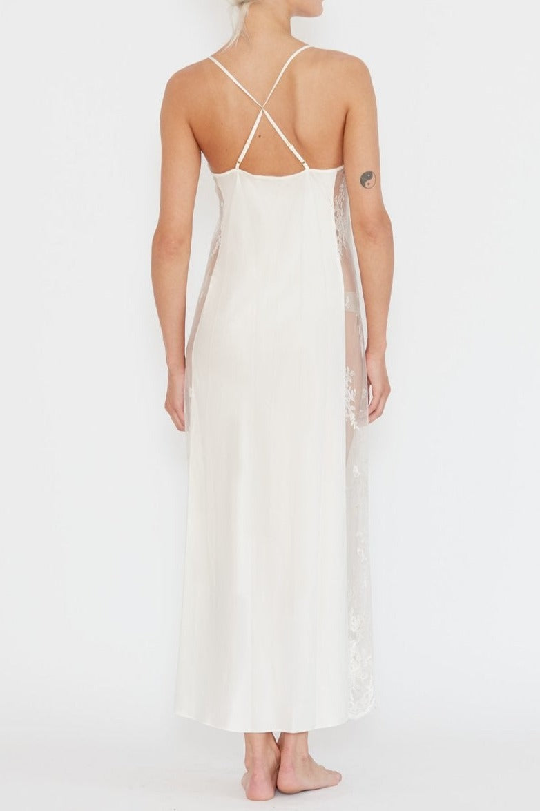 Darling Gown Ivory