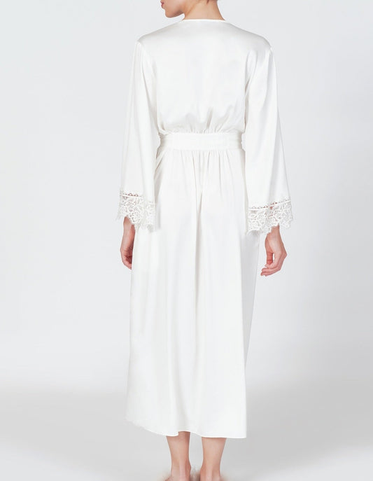 Rosey Robe in Ivory